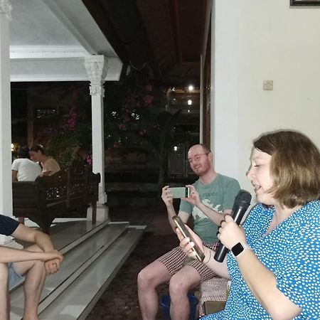 Green Palace Homestay Batununggul Екстериор снимка