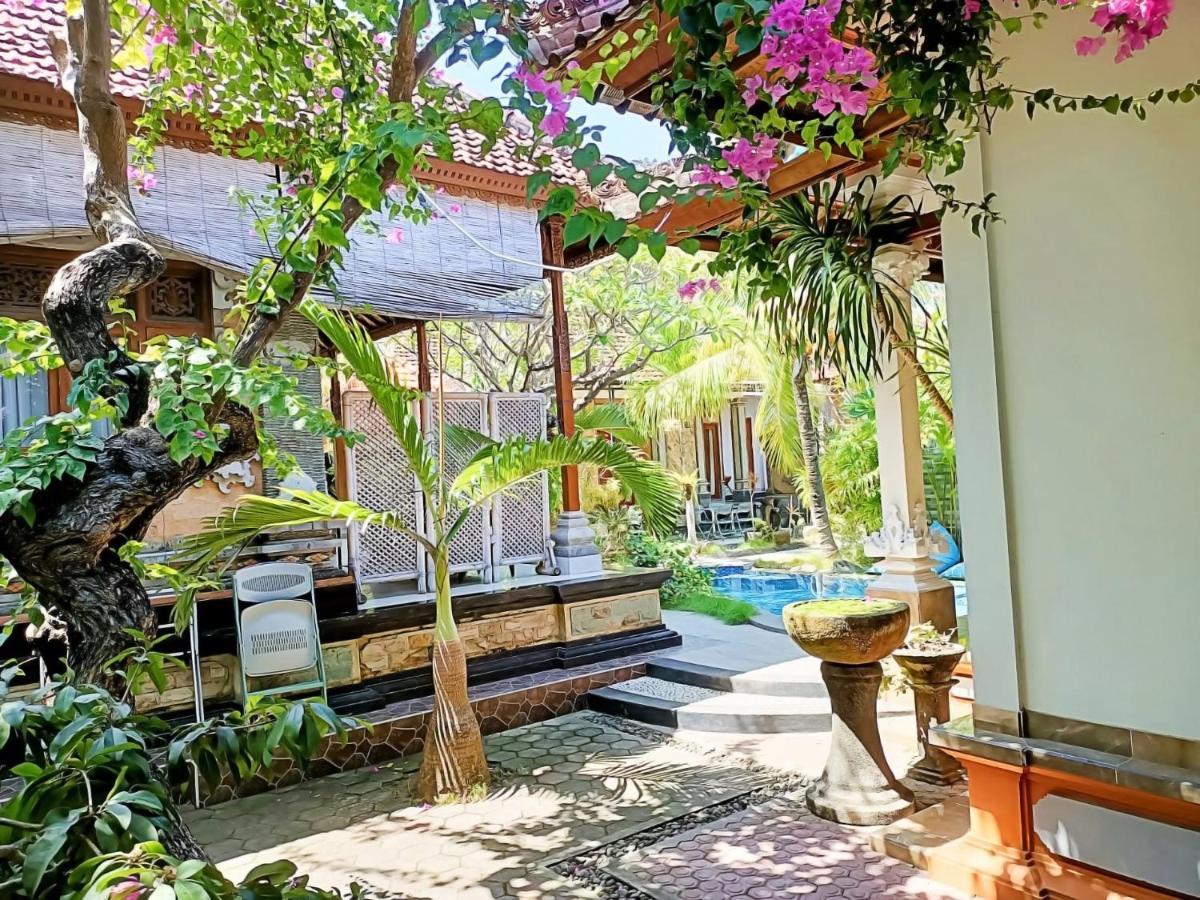 Green Palace Homestay Batununggul Екстериор снимка