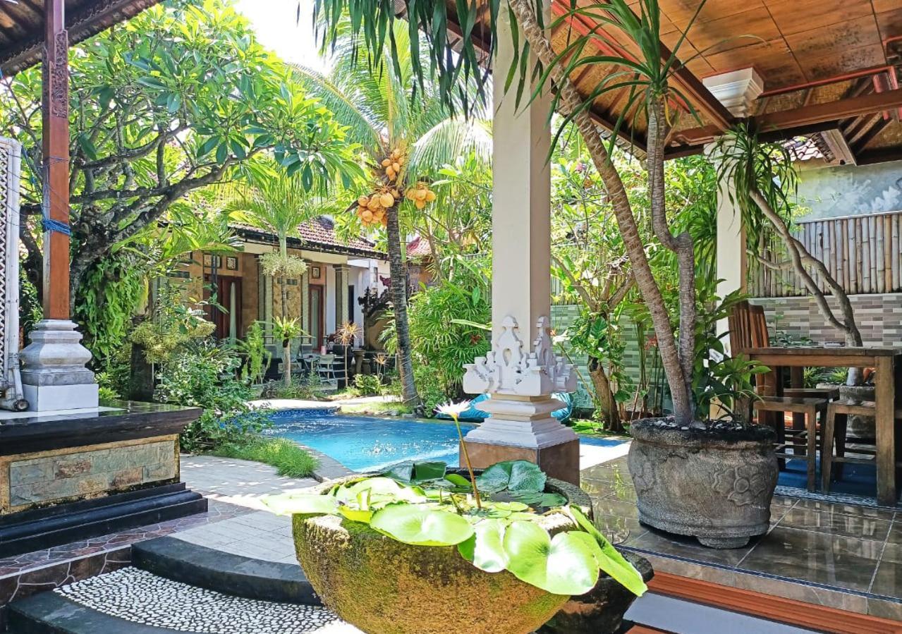 Green Palace Homestay Batununggul Екстериор снимка
